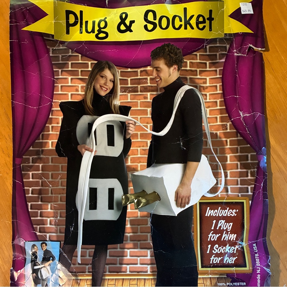 Plug & Socket Couples Costume - Black and White